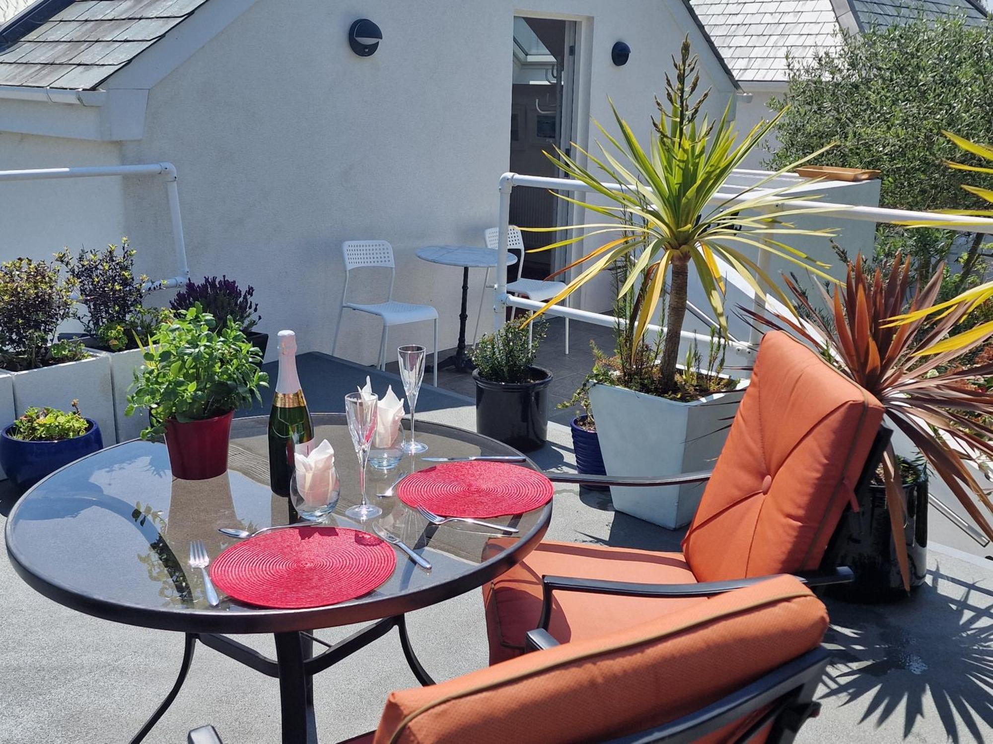 Blue Hills Luxury Apartment, Bay Front With Parking Falmouth Exterior foto